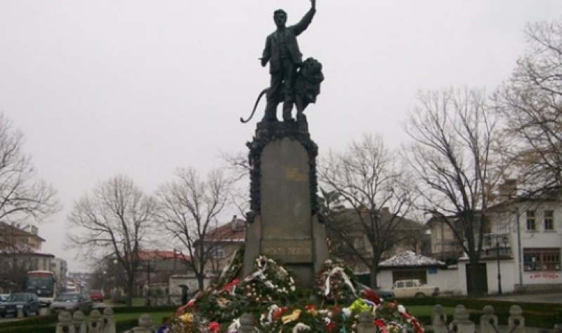 Рая Назарян пристига в Карлово за честванията за Васил Левски