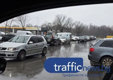 Нерегламентирано паркиране превърна улица в пловдивския район „Източен“ в капан