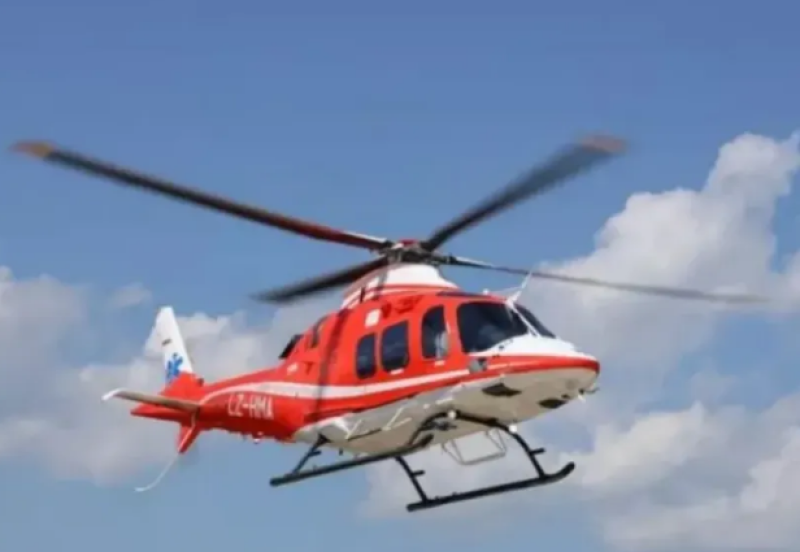 Втори медицински хеликоптер кацна в Пловдив с пострадал от взрива