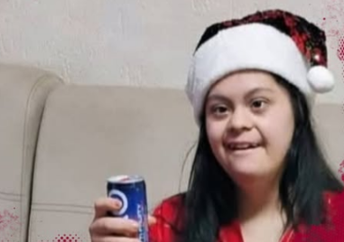 16-годишно момиче се бори с рак и има нужда от помощ