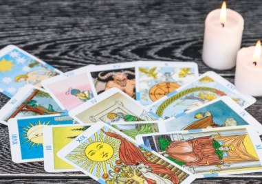 Таро прогноза за март - неочаквани обрати, важни прозрения и съдбовни моменти