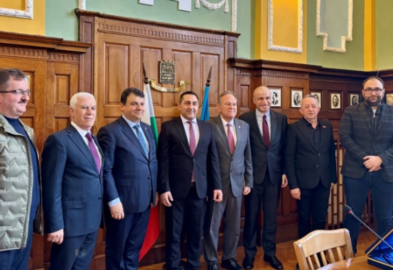 Кметът на Бурса гостува на Община Пловдив