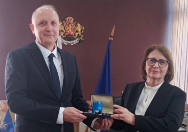 Новият областен управител на Пловдив официално пое поста