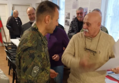 Раздадоха награди на ветерани парашутисти в Пловдив, подготвят и музей