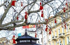 Посрещаме Баба Марта на площад „Стефан Стамболов“
