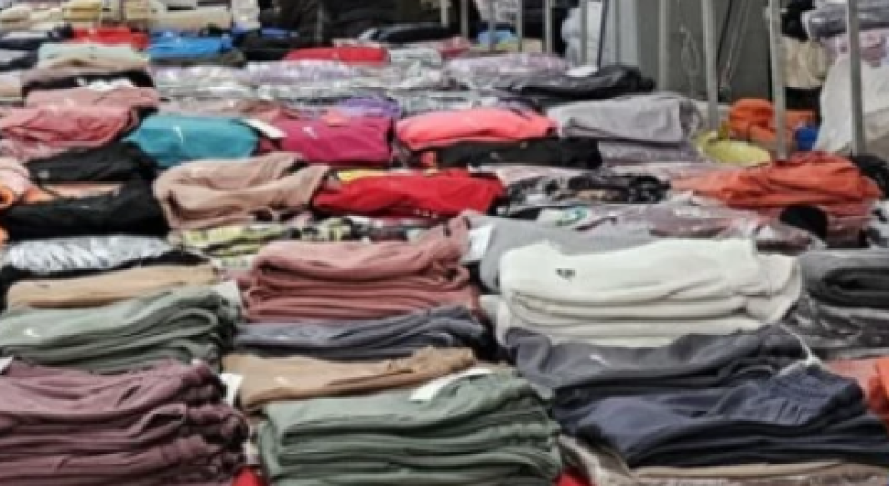 Иззеха голямо количество фалшиви маркови дрехи в Кричим