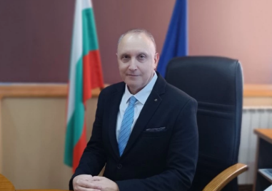 Областният управител на Пловдив: Когато светът отново преживява войни - да пазим свободата