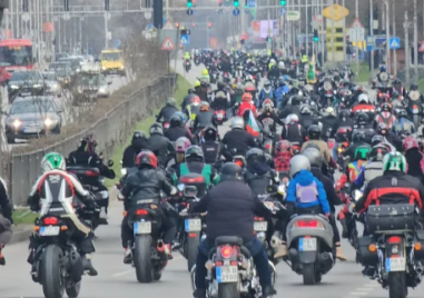 С грандиозно шествие пловдивските рокери почетоха 3 март