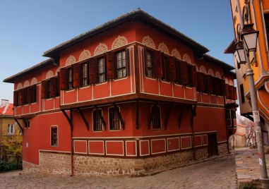 Международна изложба “Корени“ гостува в Стария Пловдив