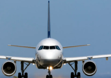 Над 290 българи се прибират със самолети на „България Еър“