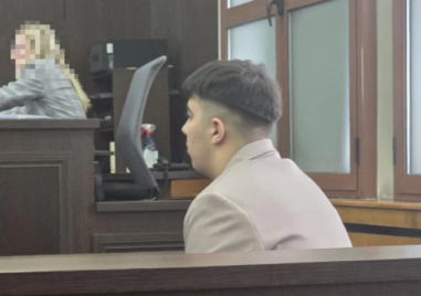 Момче с тротинетка се блъсна с велосипедист, който загина