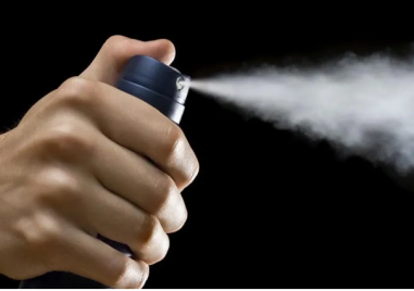 Шофьор напръска с лютив спрей шофьор и спътничката му в Пловдив