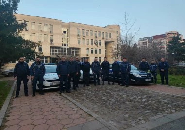 Светлини на патрулки и минута мълчание: Пловдив почете загиналите полицаи