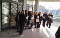 Министърът: 60% от пощенските служители са на минимална заплата, изпълнителният директор - с над 7600 евро