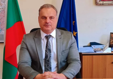 Заместниците на областния управител са освободени от постовете си