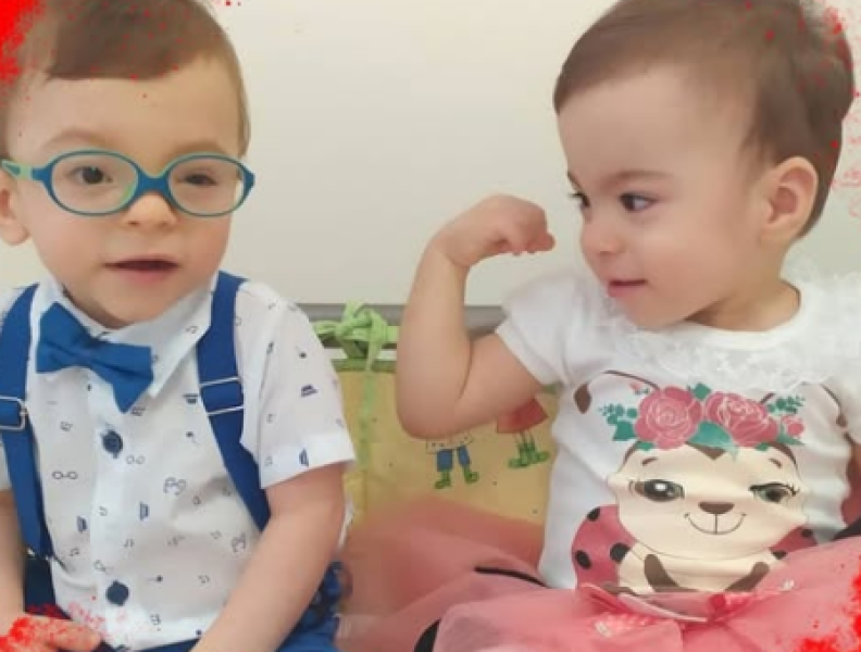 Вики и Джули - смели близначета, които имат нужда от помощ