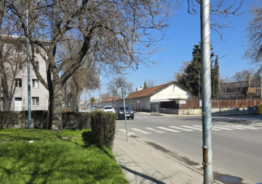 Поставят най-после светофар на опасно кръстовище в Пловдив