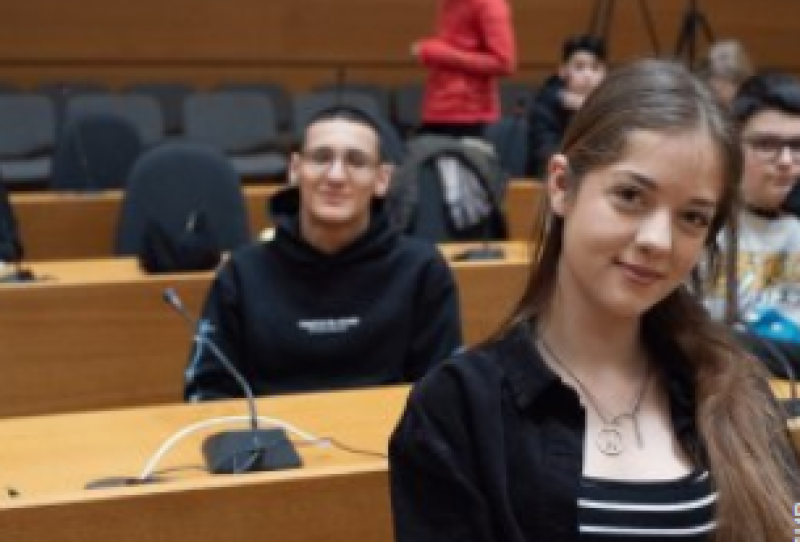 Модерна академия на изкуствата „Синдикат” започва своята петнадесета учебна година