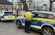 Засилено полицейско присъствие пред МВР заради протеста за оставката на Васил Костадинов