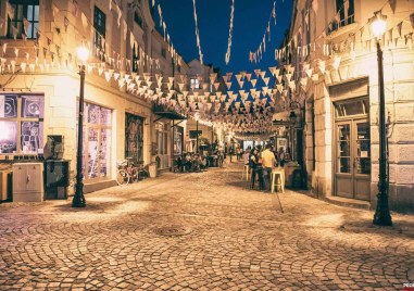 Съдят пловдивчанка, фалшифицирала пропуск за безплатно паркиране в Капана