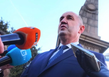 Румен Радев и „Прогресивна България“ обвиха листата си в Пловдив