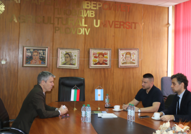 Среща с представители на бизнеса и дипломатическите среди в Аграрния университет в Пловдив