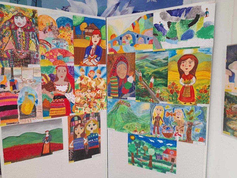 Обявиха конкурса “Вълшебният свят на книгите“ за деца и ученици в Асеновград