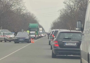 Катастрофа затруднява движението на пътя Пловдив - Пазарджик