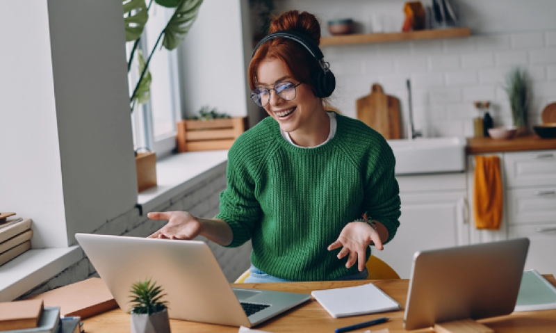 Проучване: Работата от вкъщи увеличава броя на родените деца