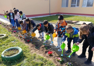 Децата от ДГ „Мечта“ в Маноле станаха „Пазители на водата“