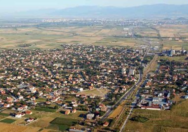 Задушлива миризма притесни хората в Труд