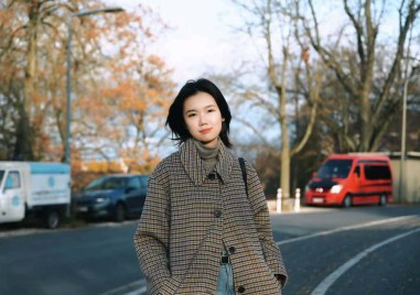 От Ухан до Пловдив! Бела, която учи тийнейджърите от ФЕГ до говорят китайски