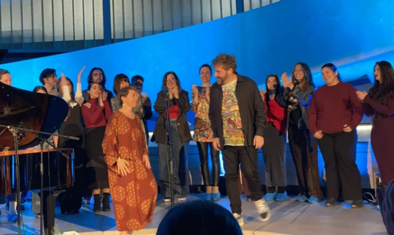 Млади джаз музиканти на една сцена със звездите Гретчен Парлато и Тейлър Ейгсти