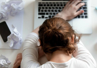 Над 2 млн. от работещите у нас са подложени на „тиха агресия”