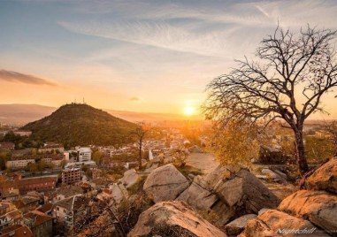 Четвъртък в Пловдив - с променлива облачност, дневните температури се повишават.