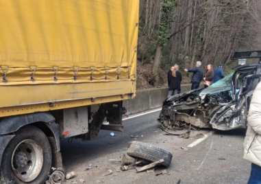 Тежка катастрофа стана на пътя между Бачково и Асеновград