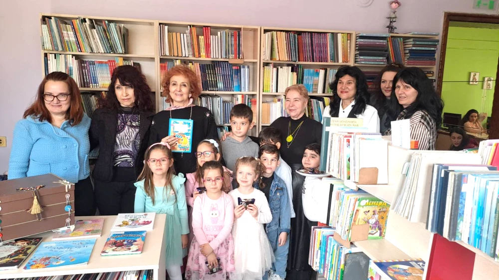 Деца и учители от ДГ „Щастливо детство“ посетиха Народната библиотека „Иван Вазов“