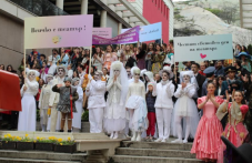 Пловдивските артисти дефилират в Международния ден на театъра