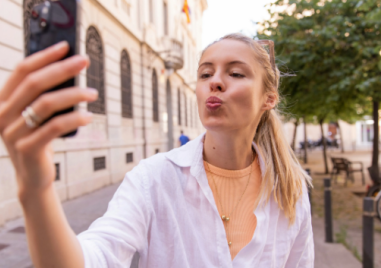 Как да се върнем към себе си в дигиталния свят?