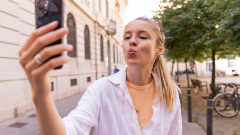 Как да се върнем към себе си в дигиталния свят?