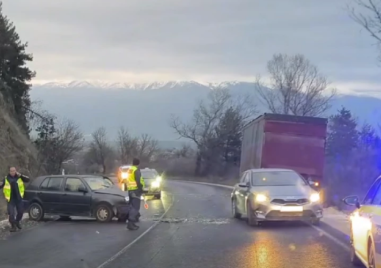 Катастрофа стана на пътя Пловдив - Карлово, има пострадал