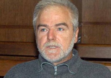 Почина Кирил Ампов - музикант, певец и автор на песни, баща на Графа