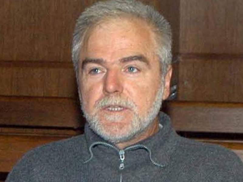 Почина Кирил Ампов - музикант, певец и автор на песни, баща на Графа