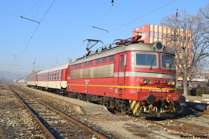 Променят движението на влакове между Пловдив, Хисаря и Карлово