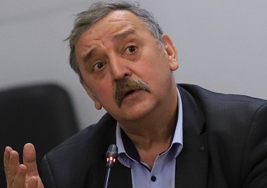 Проф. Кантарджиев: Ваксинирайте децата за морбили преди Великден