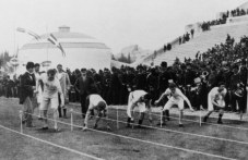 На този ден: Открити са първите съвременни Олимпийски игри