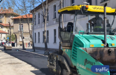 Асфалтират около пробива на Гарата, бързат да пуснат движението