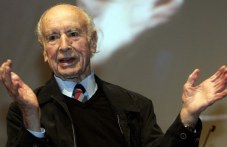 На този ден: Швейцарецът Алберт Хофман синтезира наркотика ЛСД