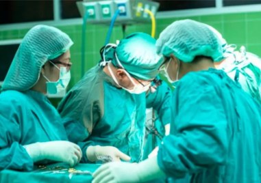 Здравните работници по света и у нас празнуват днес