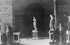 На този ден: Открита е статуята на Венера Милоска - ярка творба на древното изкуство